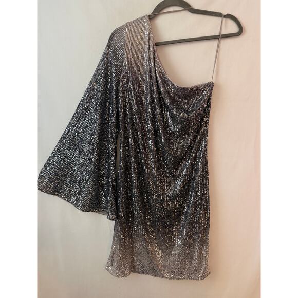 GUESS Sequin One Shoulder Samantha Party Dress Holiday NYE Sparkle Silver L NWT - Picture 2 of 6